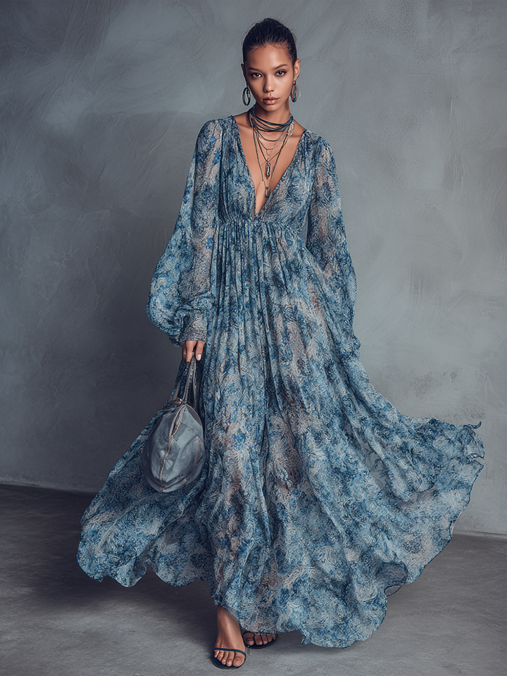 Grace – Robe longue en mousseline de soie à imprimé floral bleu style bohème