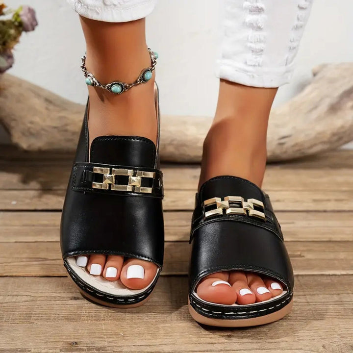 Kinsley™ | Sandales à boucles confortables