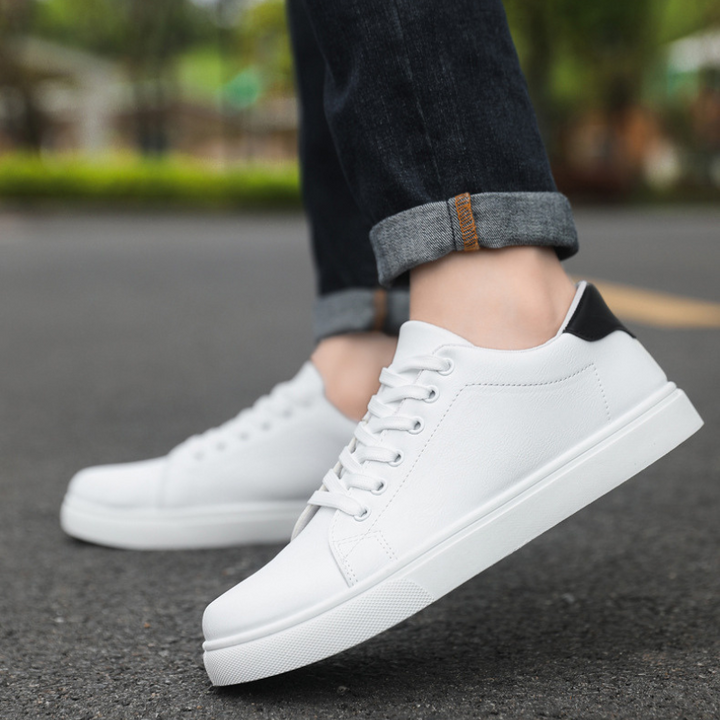 Enzo Ledertrainer