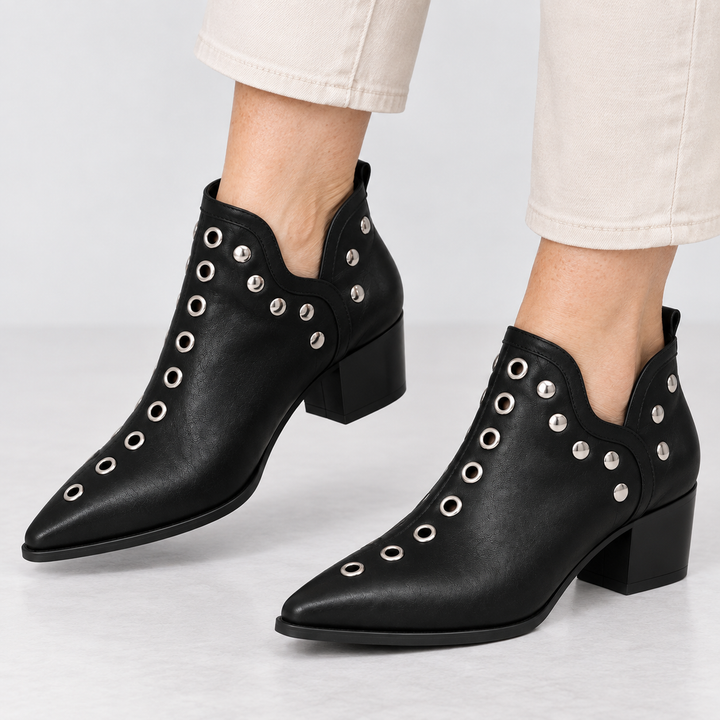 Rose | Nietenbesetzte Spitz-Stiefeletten