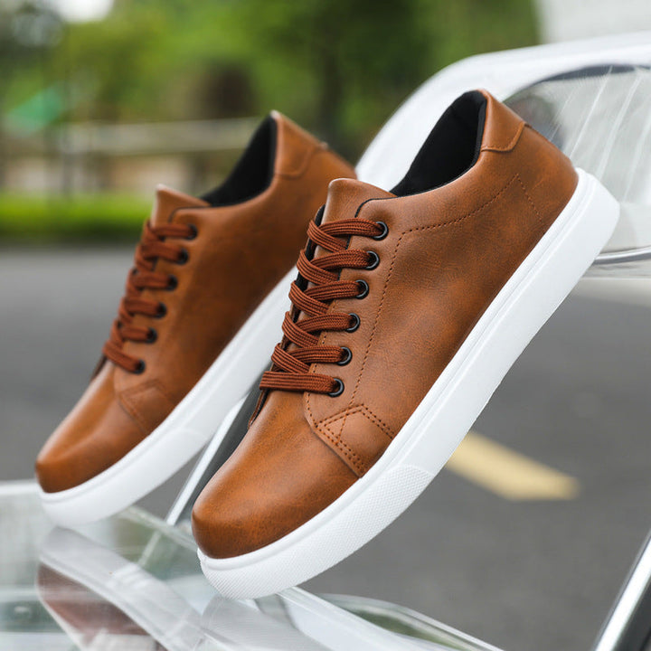 Enzo Ledertrainer