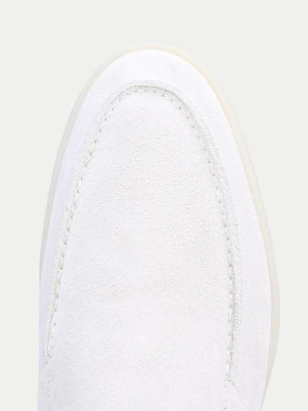 Mocassin classique en suède blanc perlé