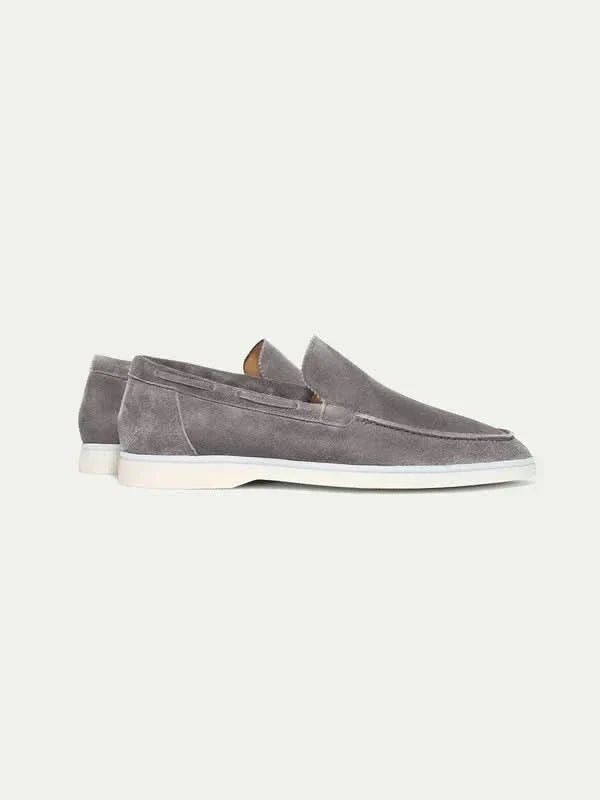 Mocassin classique en daim gris