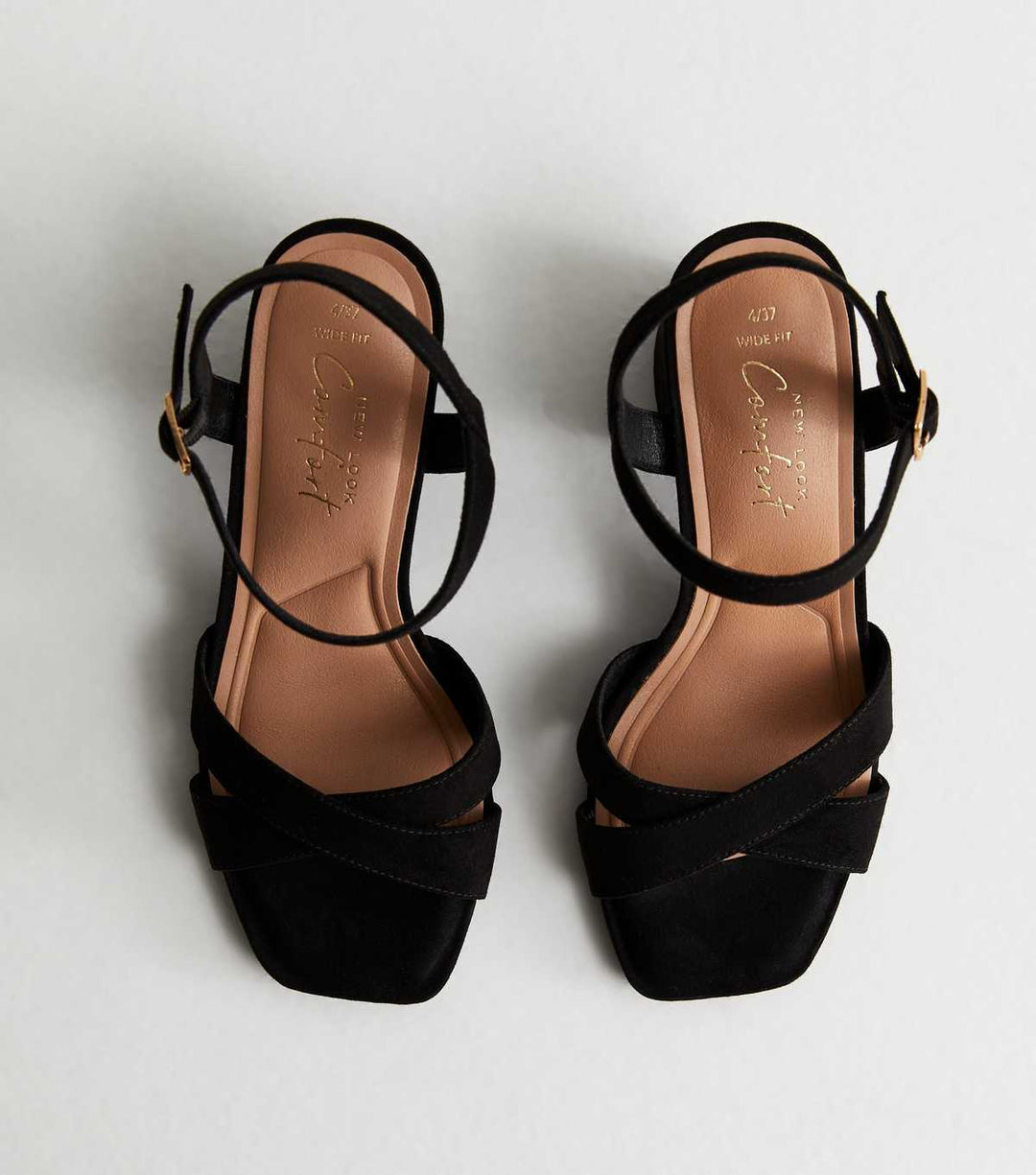 Sandales à talon carré en velours noir et coupe large en 2 parties | New Look